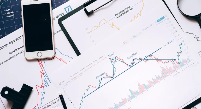 An Graphical Image Showing how a marketing strategy is created